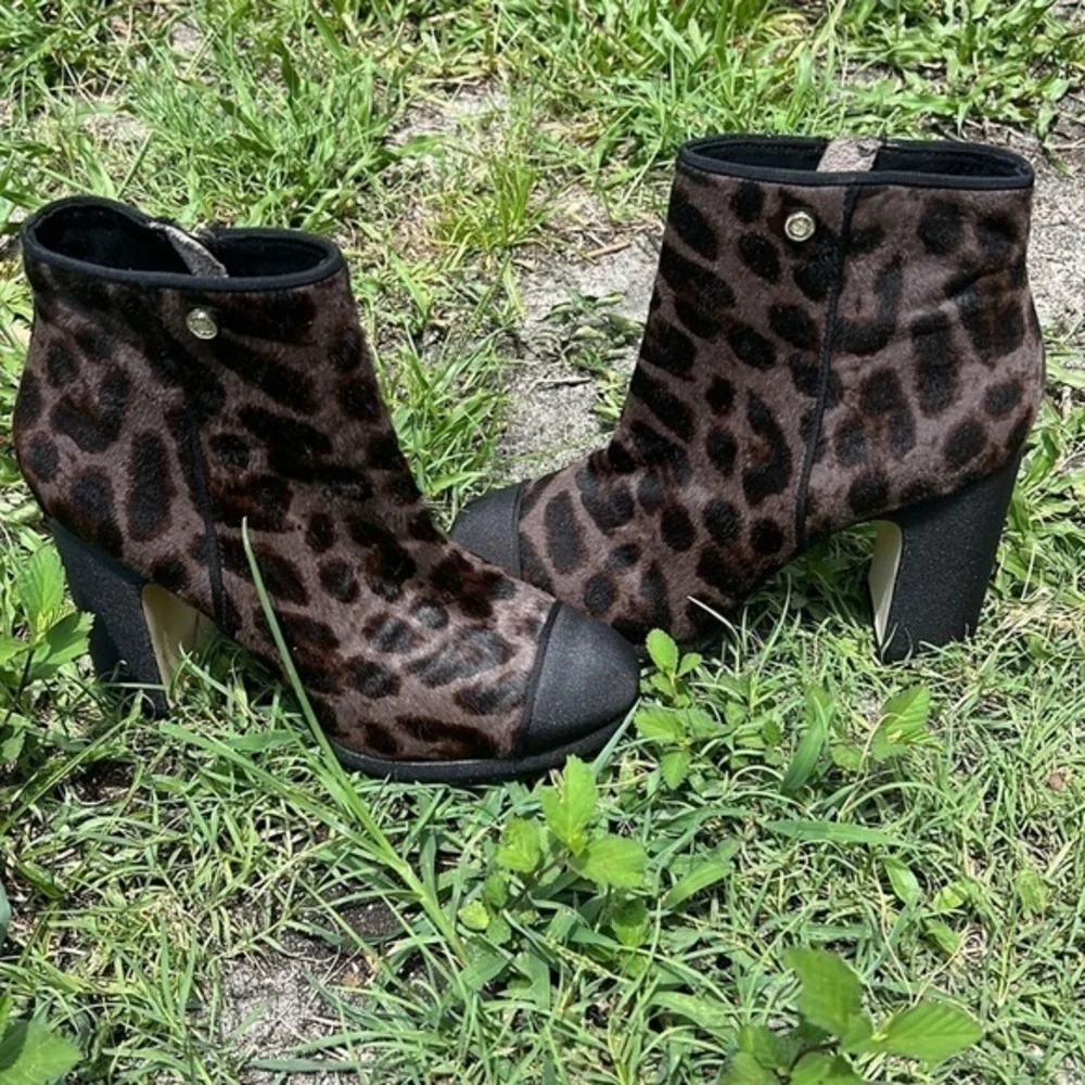 KARL LAGERFELD‎ Lainey Leopard Haircalf Heel Boots Womens 7.5